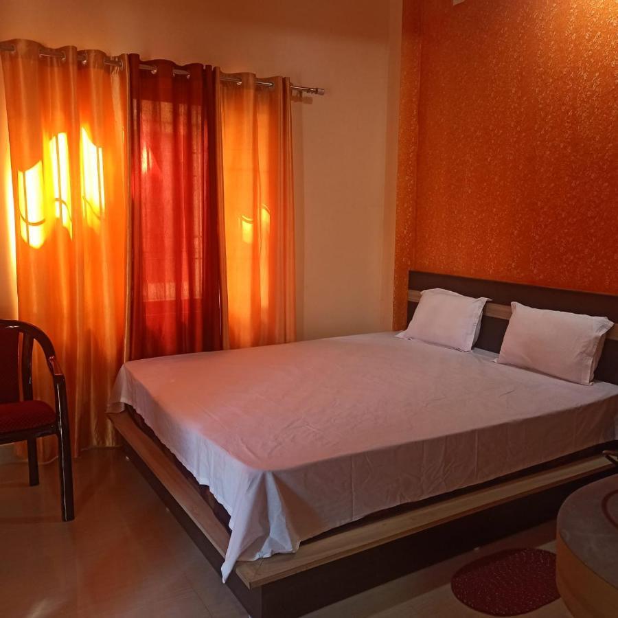 Viswamurti Resorts Chālsa Extérieur photo