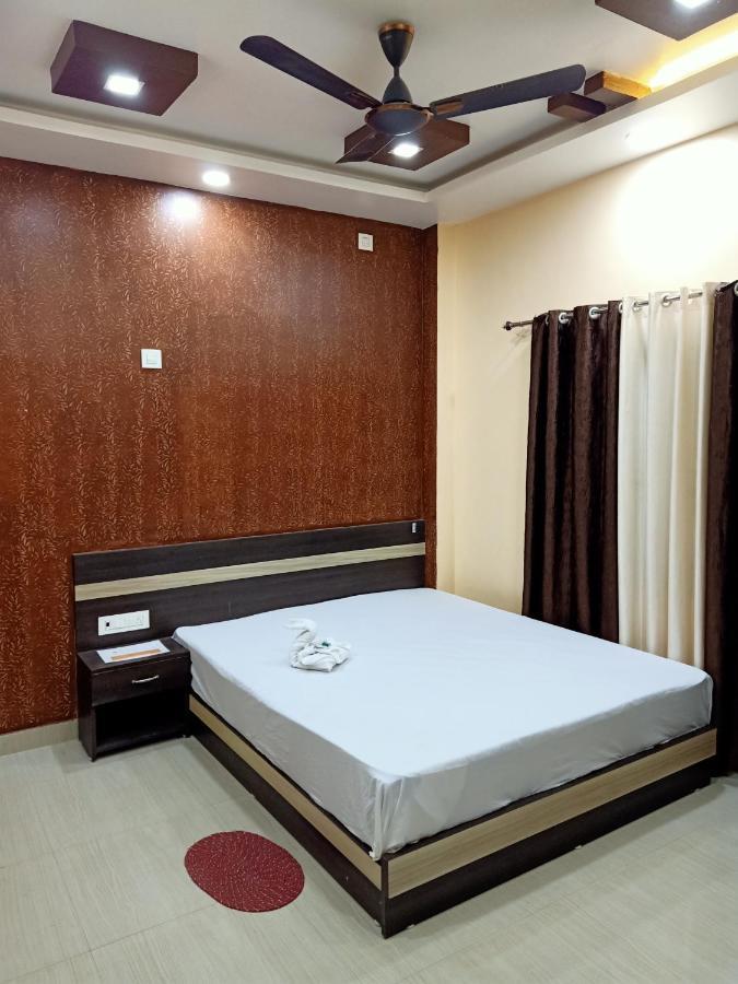 Viswamurti Resorts Chālsa Extérieur photo